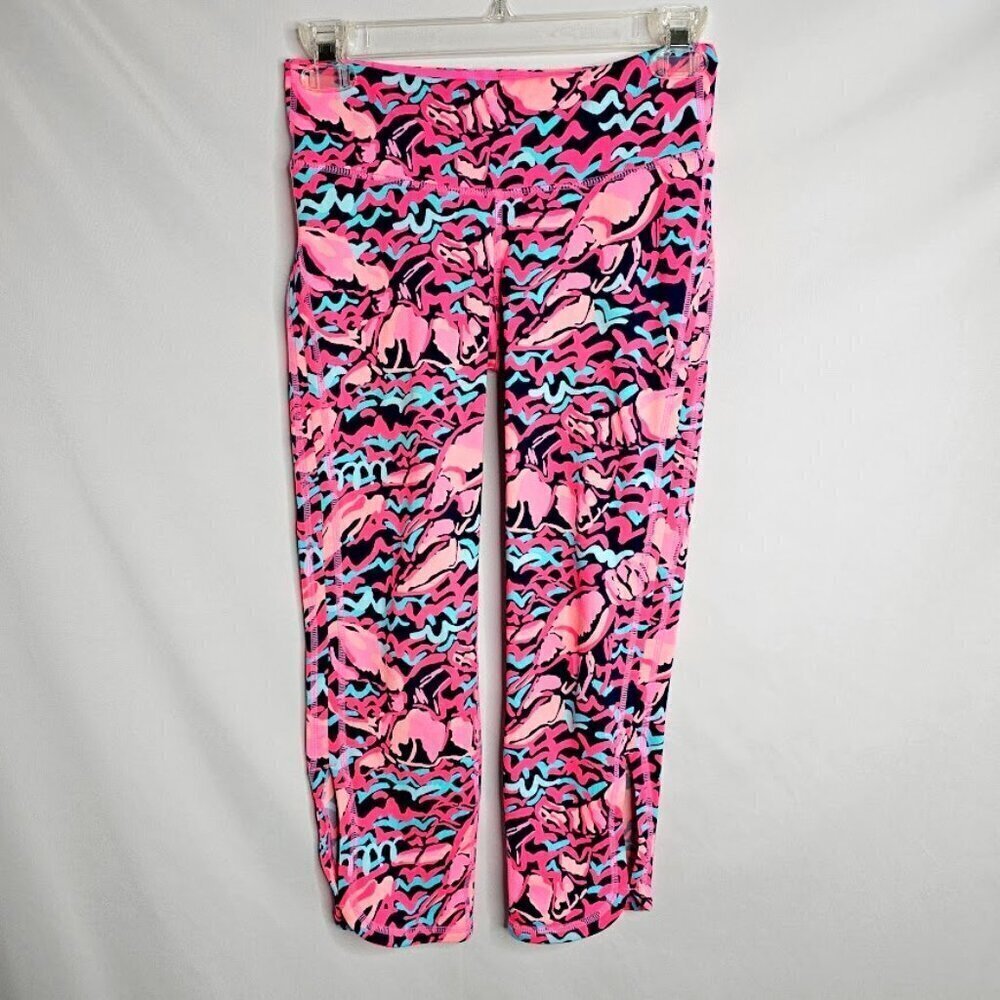 LILLY PULITZER Luxletic Cropped Leggings size XS 2 LOBSTAH ROLL RESORT BLUE PINK - Picture 2 of 6
